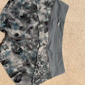 Lululemon speed up shorts size 0